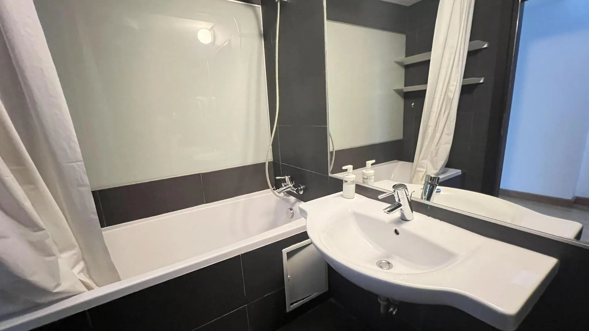 Aparthotel Upground Residence Apartments Bucharest